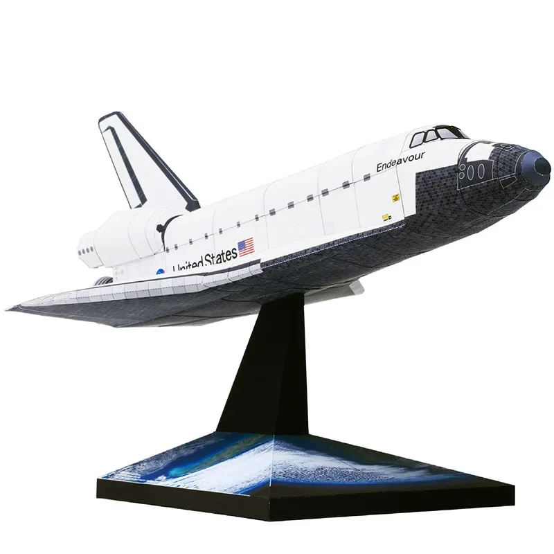 Realistische Versie Space Shut - Art Craft Cardboard recensie en prijs